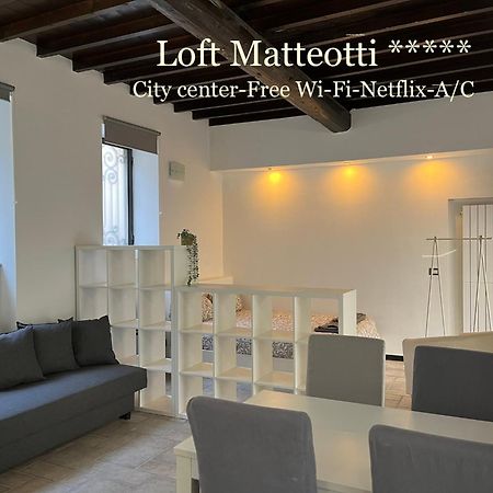Loft Matteotti - Studio In Centro Busto Arsizio Eksteriør bilde